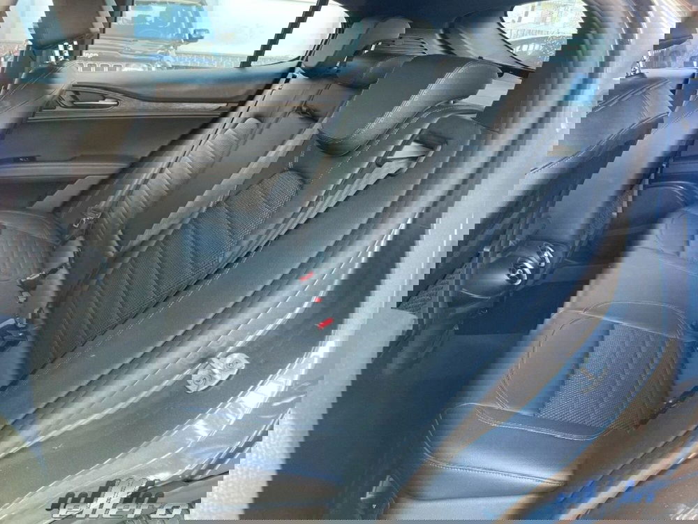 Alfa Romeo Stelvio usata a Cuneo (11)