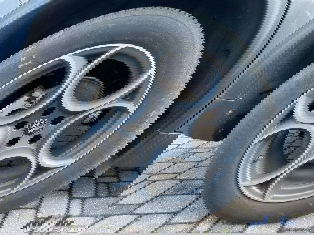 Alfa Romeo Stelvio usata a Cuneo (13)