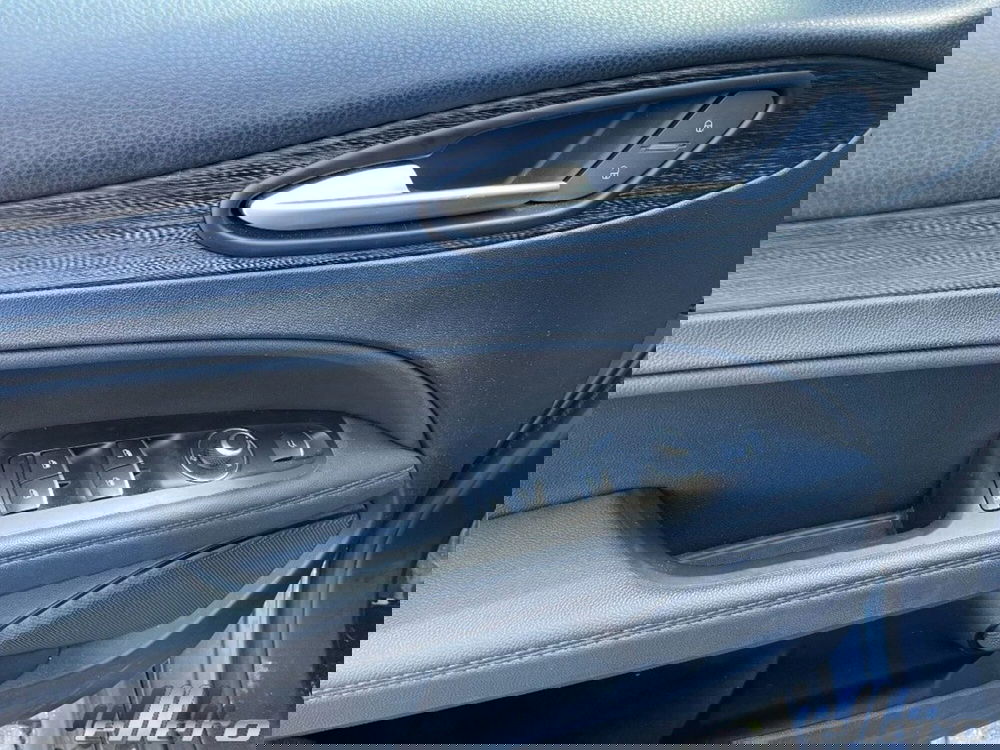 Alfa Romeo Stelvio usata a Cuneo (14)