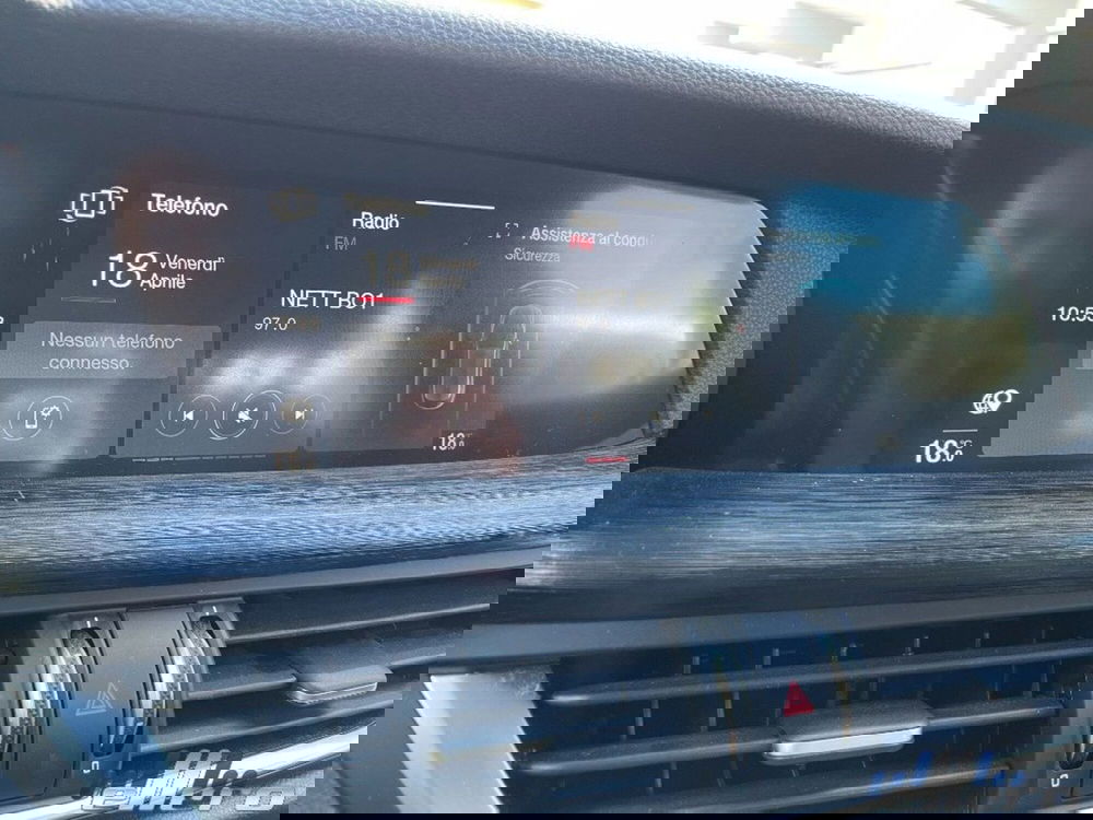 Alfa Romeo Stelvio usata a Cuneo (16)