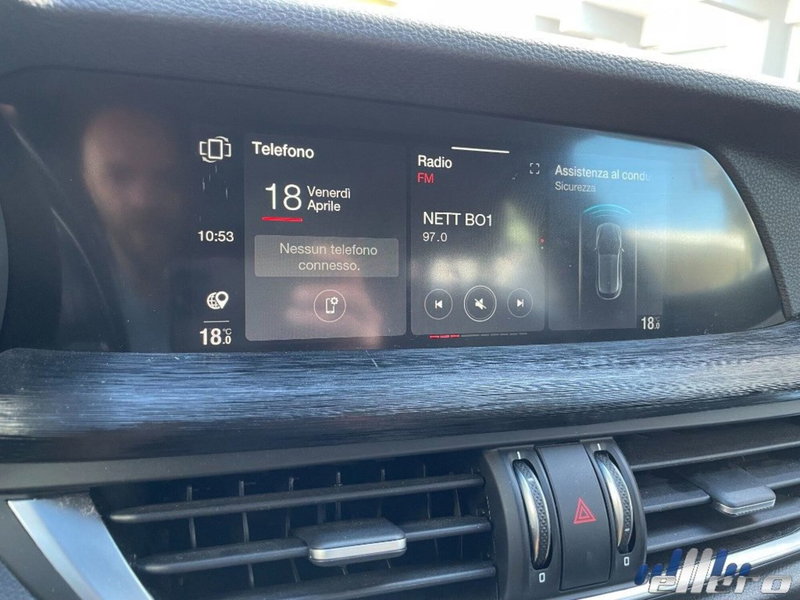 Alfa Romeo Stelvio usata a Cuneo (16)