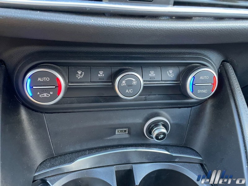 Alfa Romeo Stelvio usata a Cuneo (17)