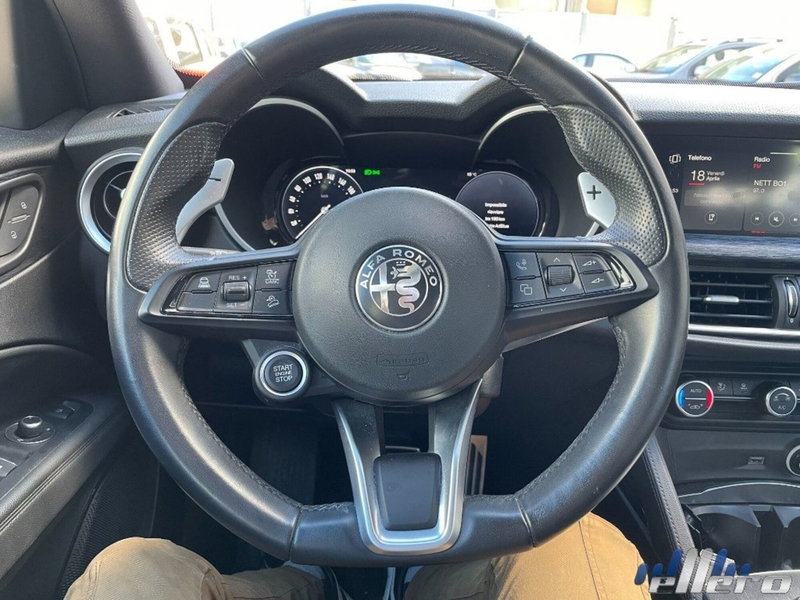 Alfa Romeo Stelvio usata a Cuneo (18)