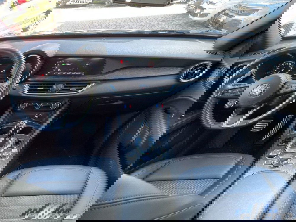 Alfa Romeo Stelvio usata a Cuneo (9)