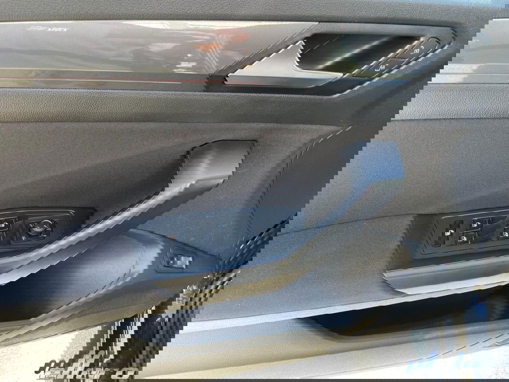 Volkswagen T-Roc usata a Cuneo (11)