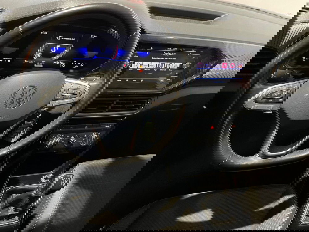 Volkswagen T-Cross usata a Genova (11)