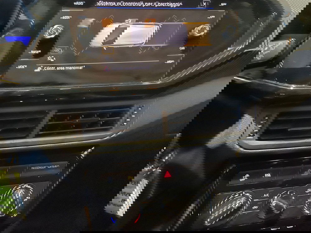 Volkswagen T-Cross usata a Genova (13)