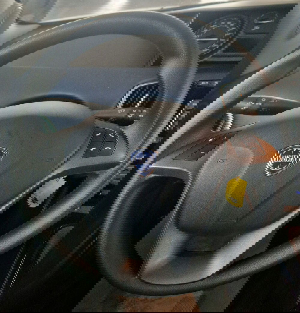 Lancia Ypsilon usata a Terni (12)