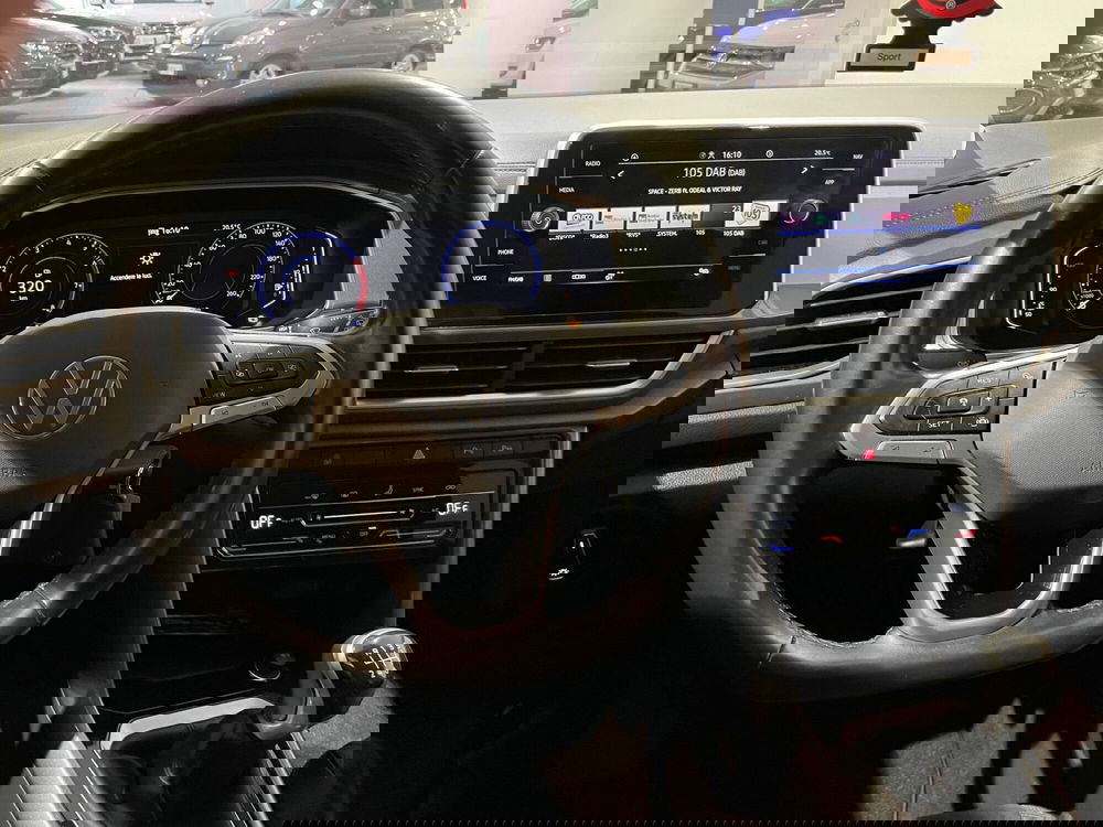 Volkswagen T-Roc usata a Genova (12)