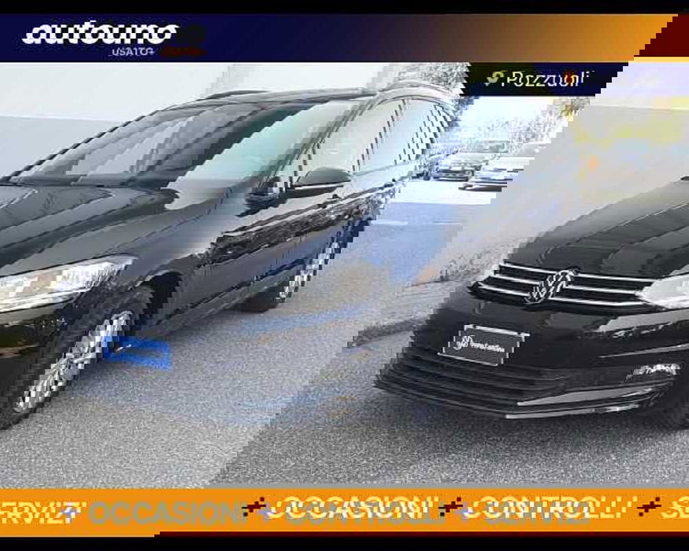 Volkswagen Touran usata a Napoli