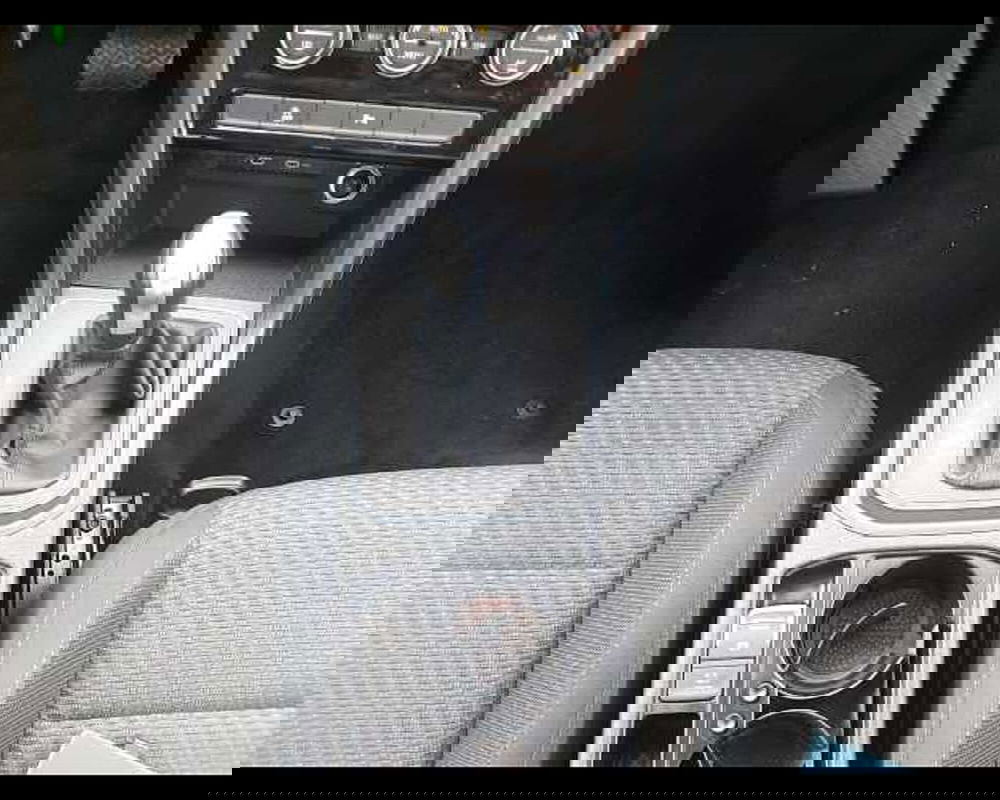 Volkswagen Touran usata a Napoli (13)