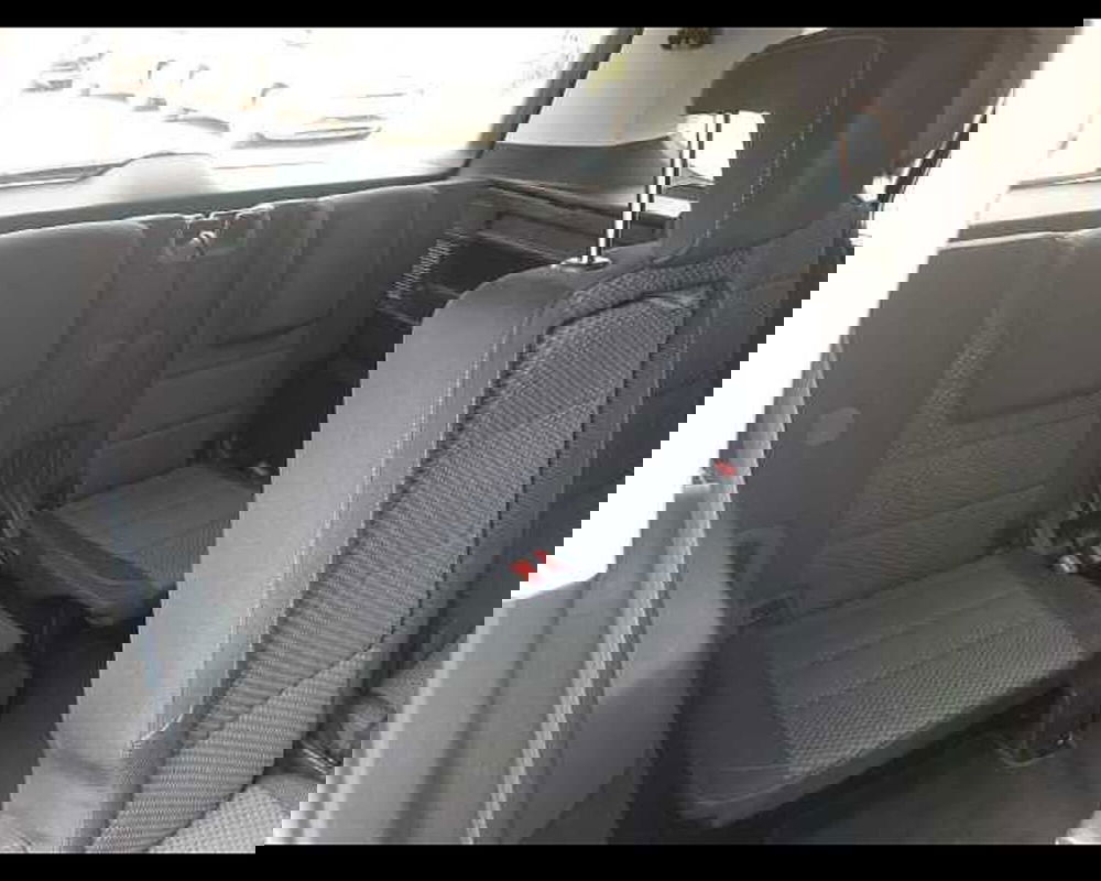 Volkswagen Touran usata a Napoli (18)