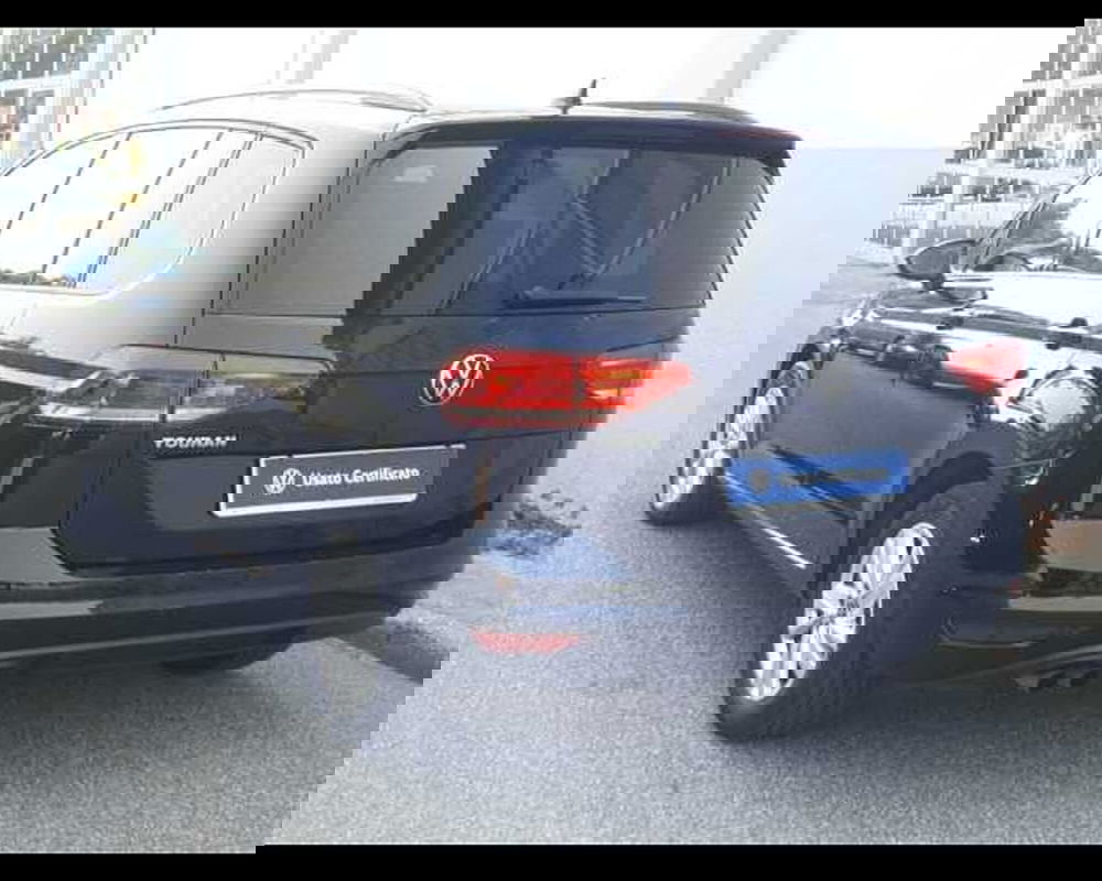 Volkswagen Touran usata a Napoli (7)