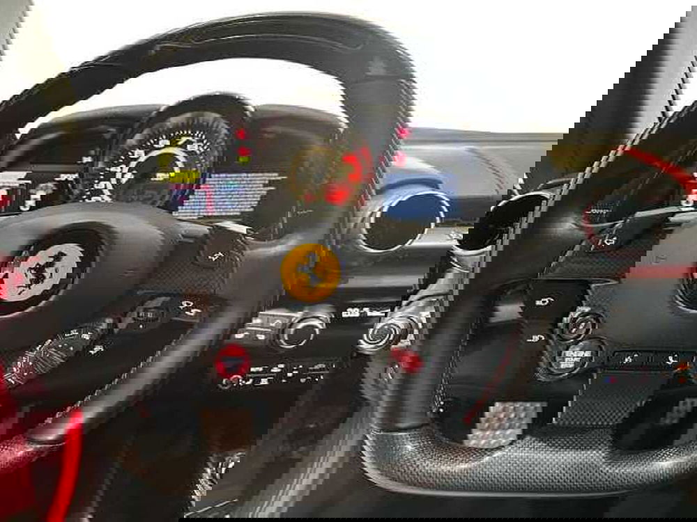 Ferrari 812 Coupé usata a Napoli (13)