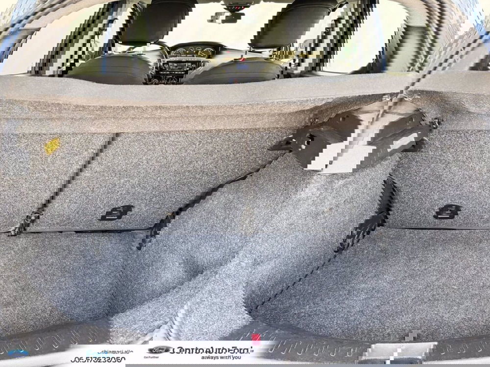 Lancia Ypsilon usata a Roma (11)