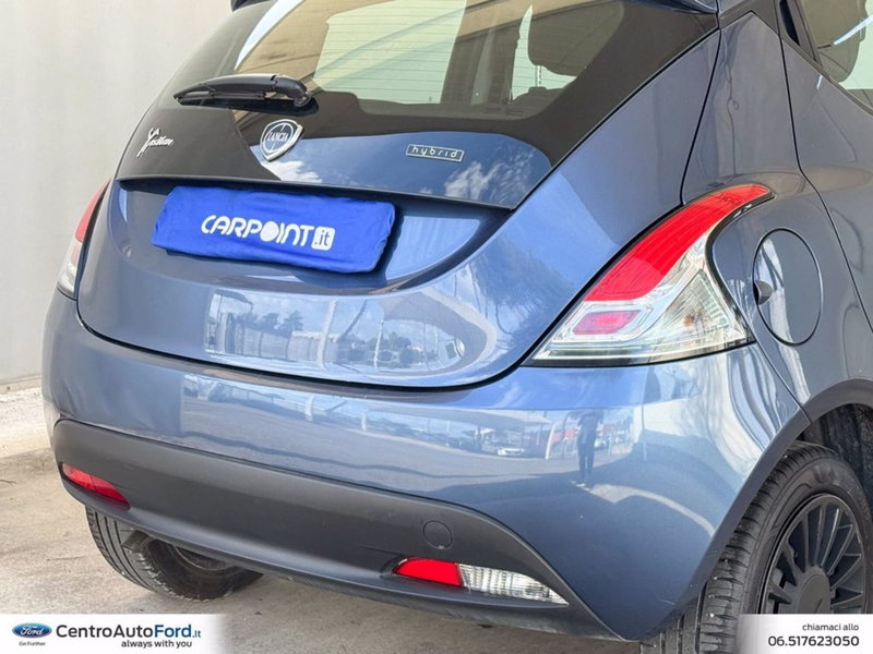 Lancia Ypsilon usata a Roma (17)