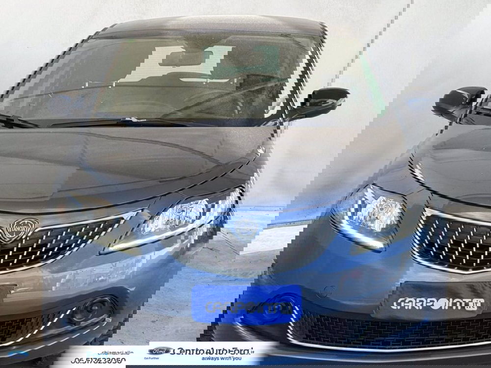 Lancia Ypsilon usata a Roma (2)