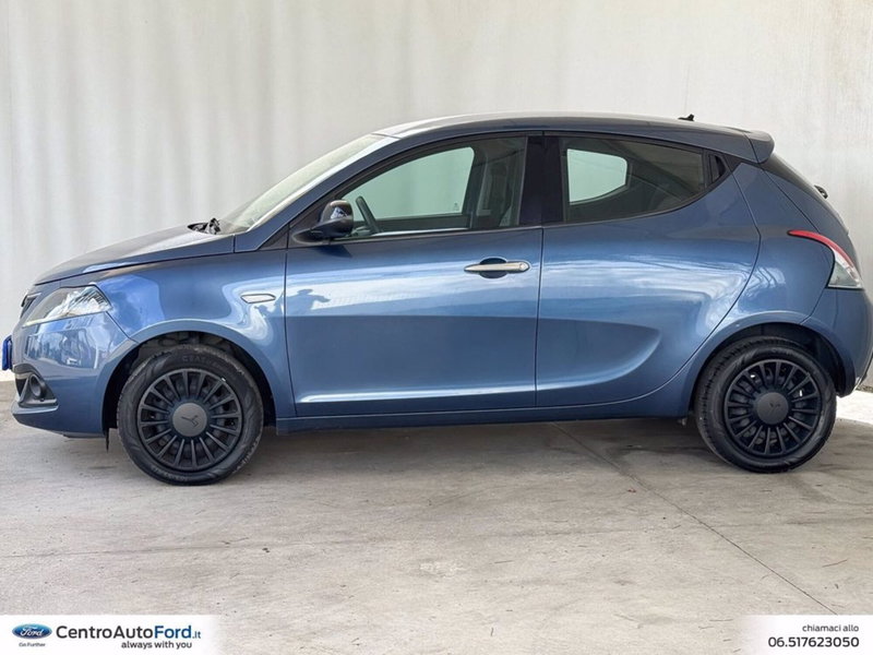 Lancia Ypsilon usata a Roma (3)