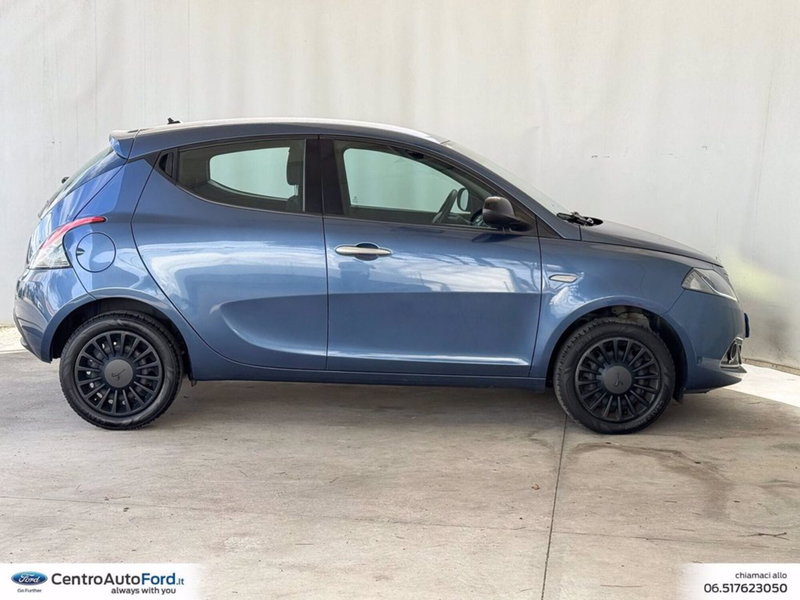 Lancia Ypsilon usata a Roma (5)