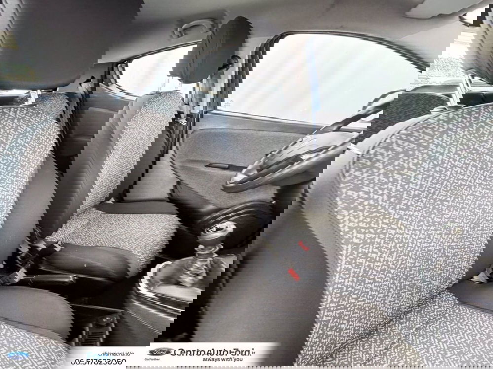 Lancia Ypsilon usata a Roma (7)