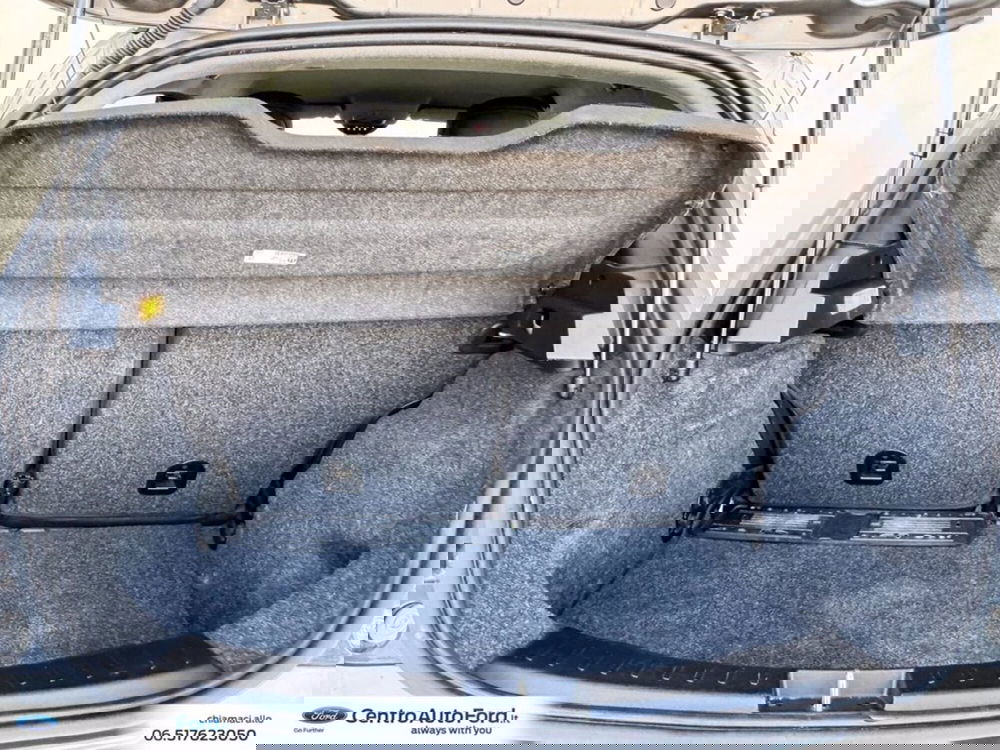 Lancia Ypsilon usata a Roma (11)