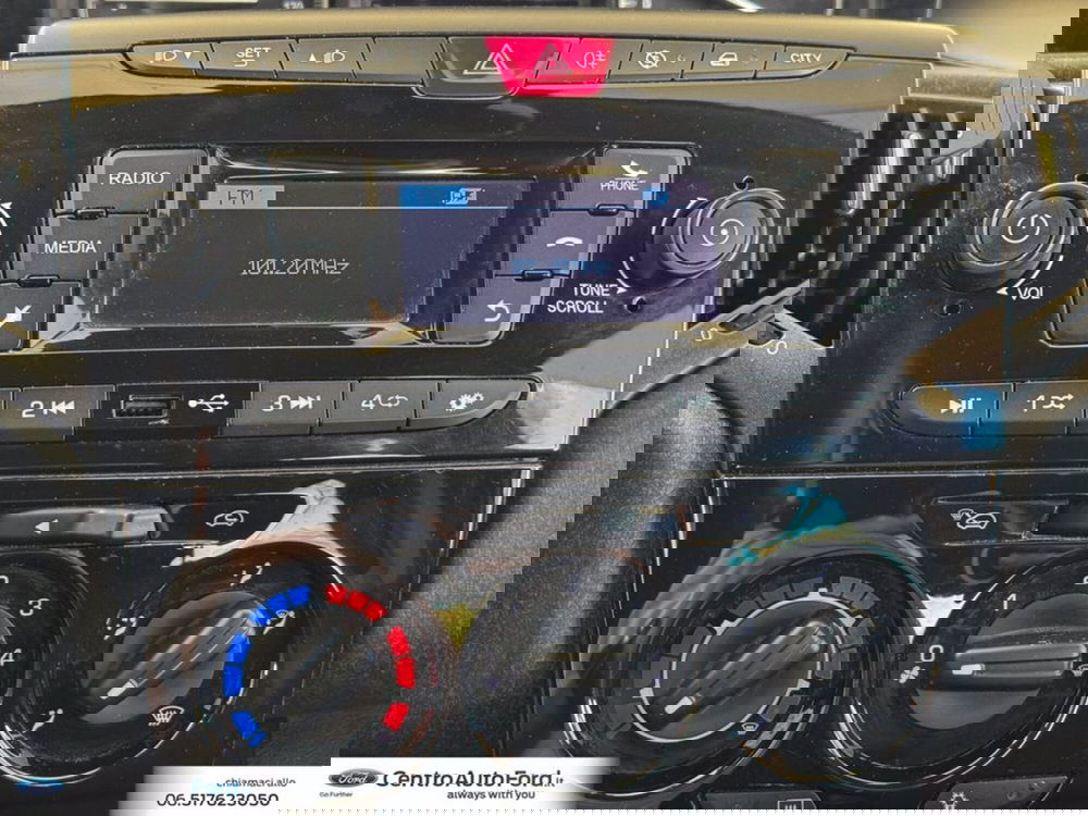 Lancia Ypsilon usata a Roma (20)