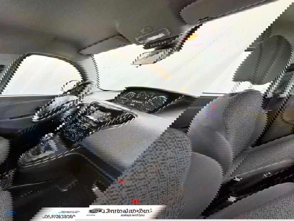 Lancia Ypsilon usata a Roma (6)