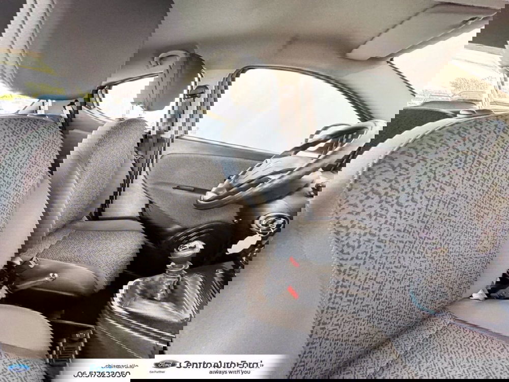 Lancia Ypsilon usata a Roma (7)