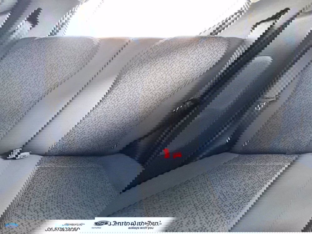 Lancia Ypsilon usata a Roma (9)