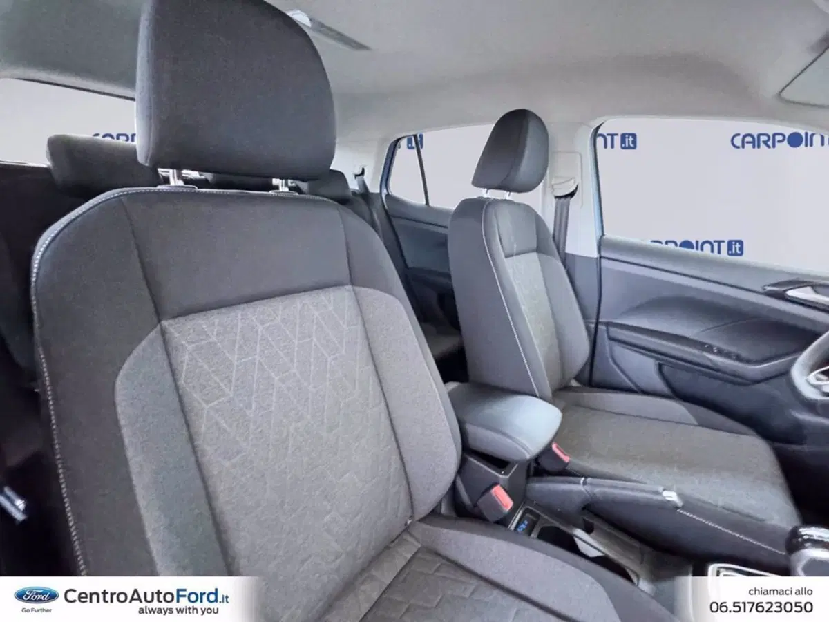 Volkswagen T-Cross nuova a Roma (7)