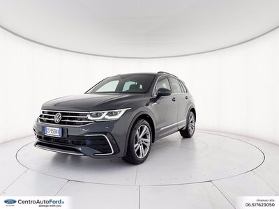 Volkswagen Tiguan Allspace 2.0 tdi R-Line 150cv dsg del 2023 usata a Albano Laziale