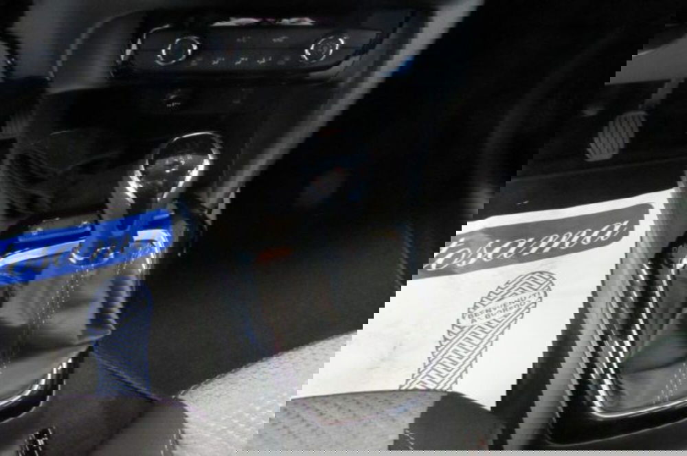 Opel Corsa nuova a Milano (9)