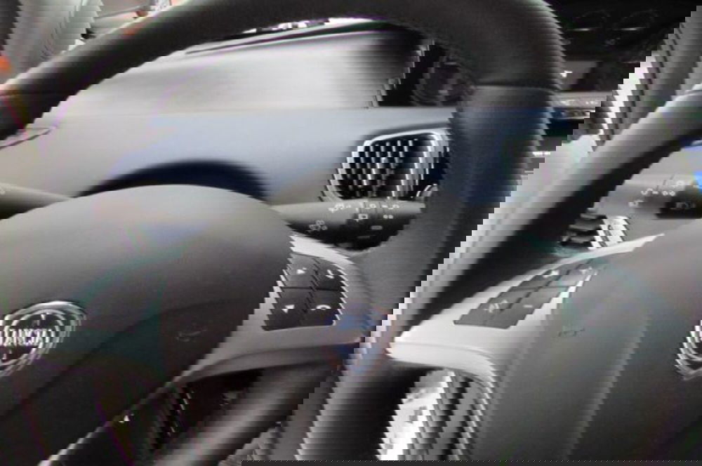 Lancia Ypsilon usata a Milano (11)