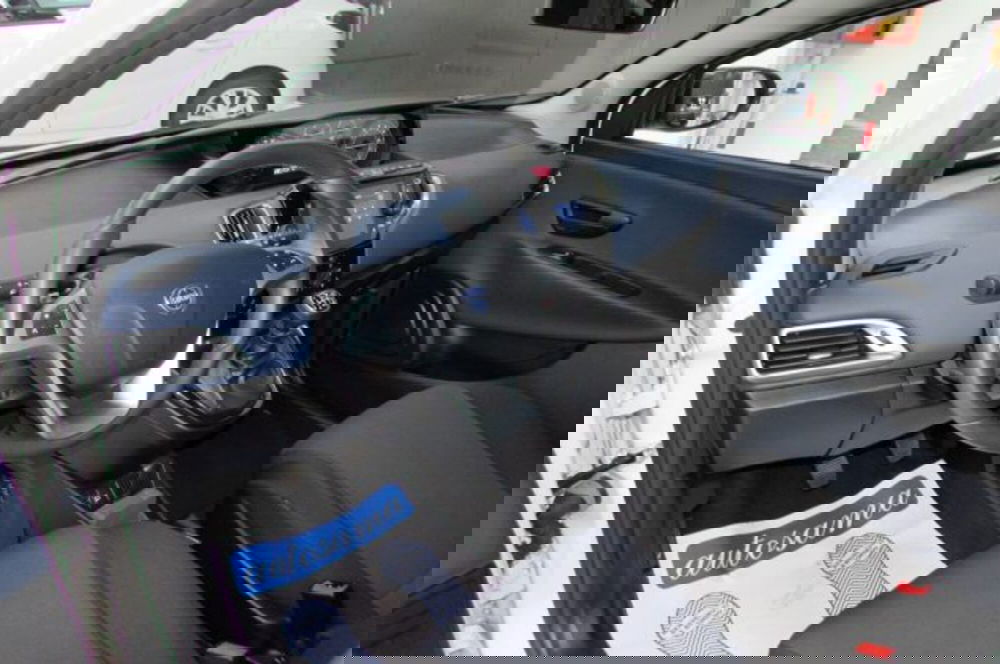 Lancia Ypsilon usata a Milano (7)