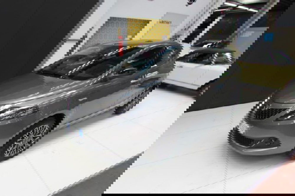 Lancia Ypsilon usata a Milano