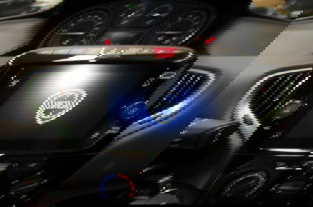 Lancia Ypsilon usata a Milano (9)