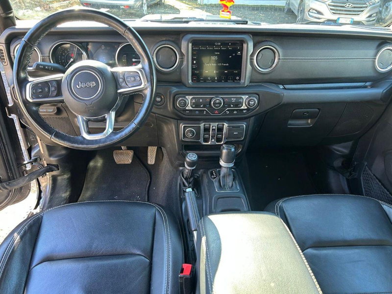 Jeep Wrangler Unlimited usata a Reggio Emilia (10)