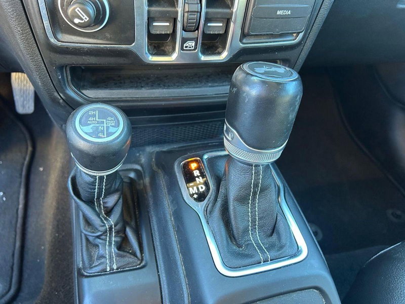 Jeep Wrangler Unlimited usata a Reggio Emilia (11)