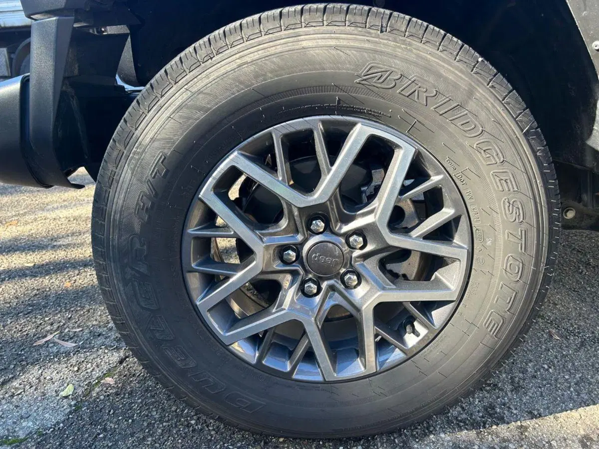 Jeep Wrangler Unlimited usata a Reggio Emilia (8)