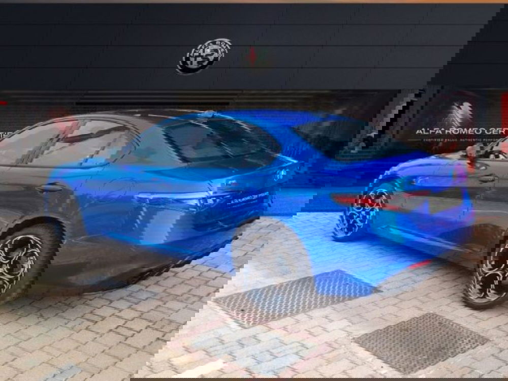 Alfa Romeo Giulia nuova a Monza e Brianza (7)