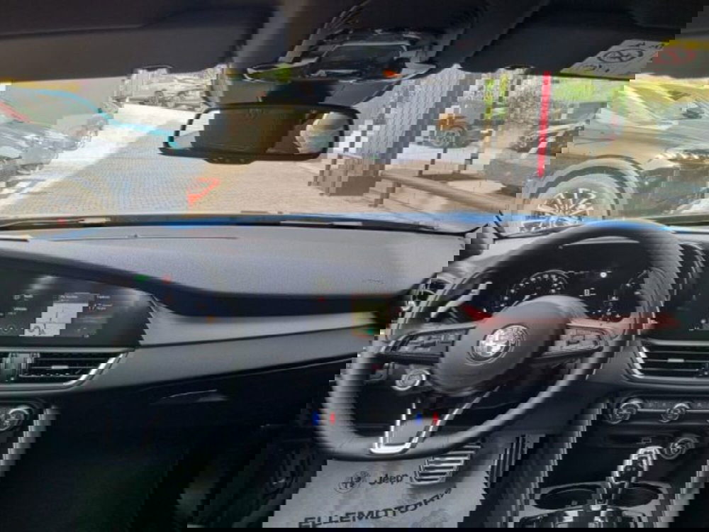 Alfa Romeo Giulia nuova a Monza e Brianza (8)