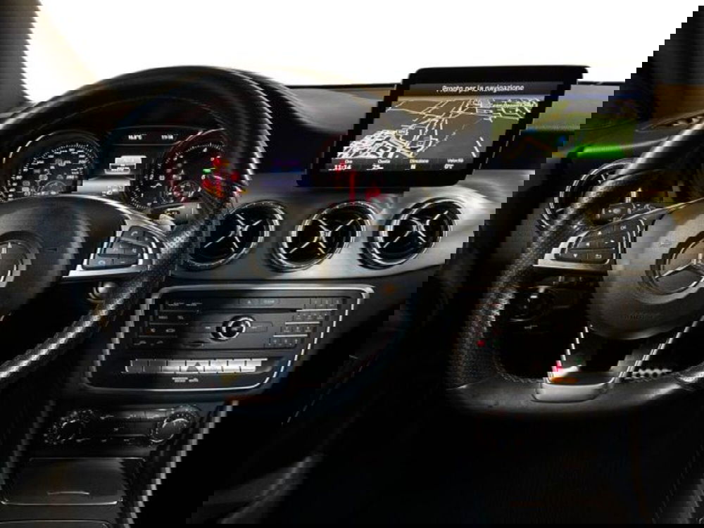 Mercedes-Benz CLA Shooting Brake usata a Bologna (11)