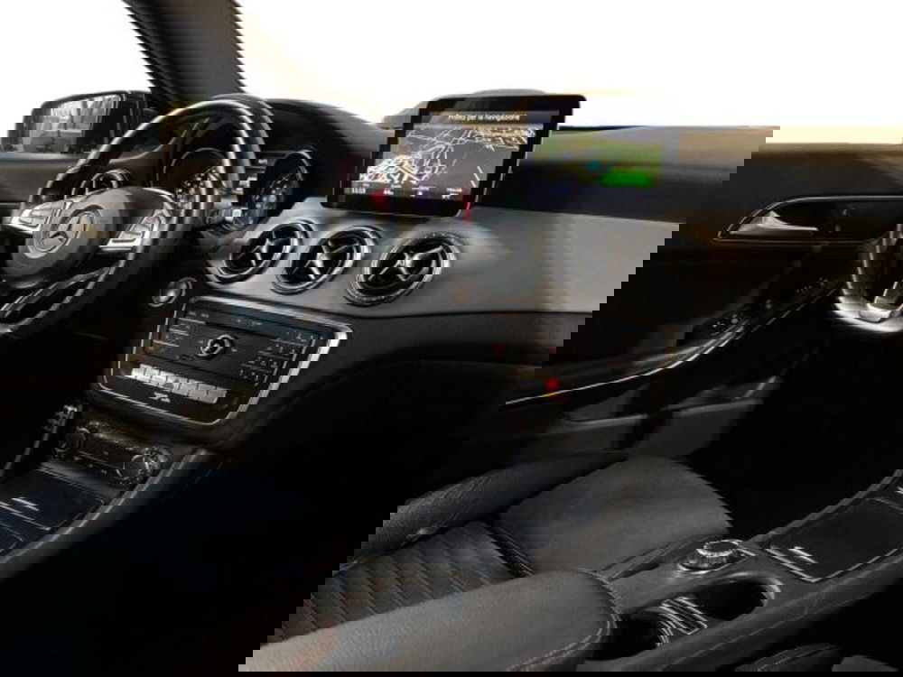 Mercedes-Benz CLA Shooting Brake usata a Bologna (15)