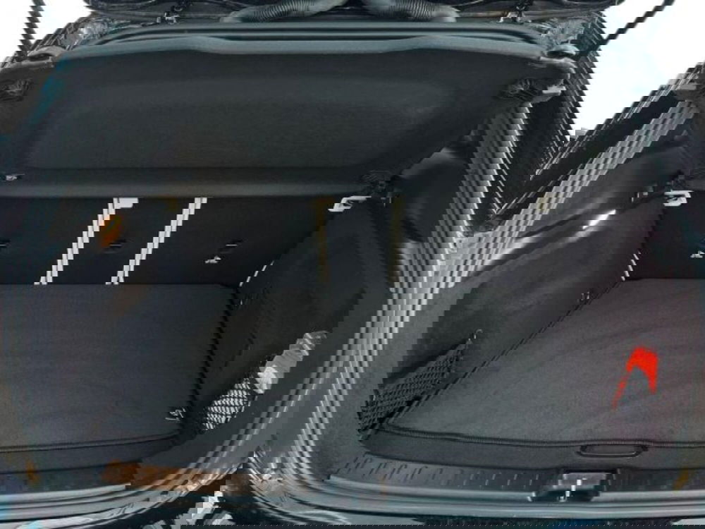 Mercedes-Benz GLA SUV usata a Verona (13)