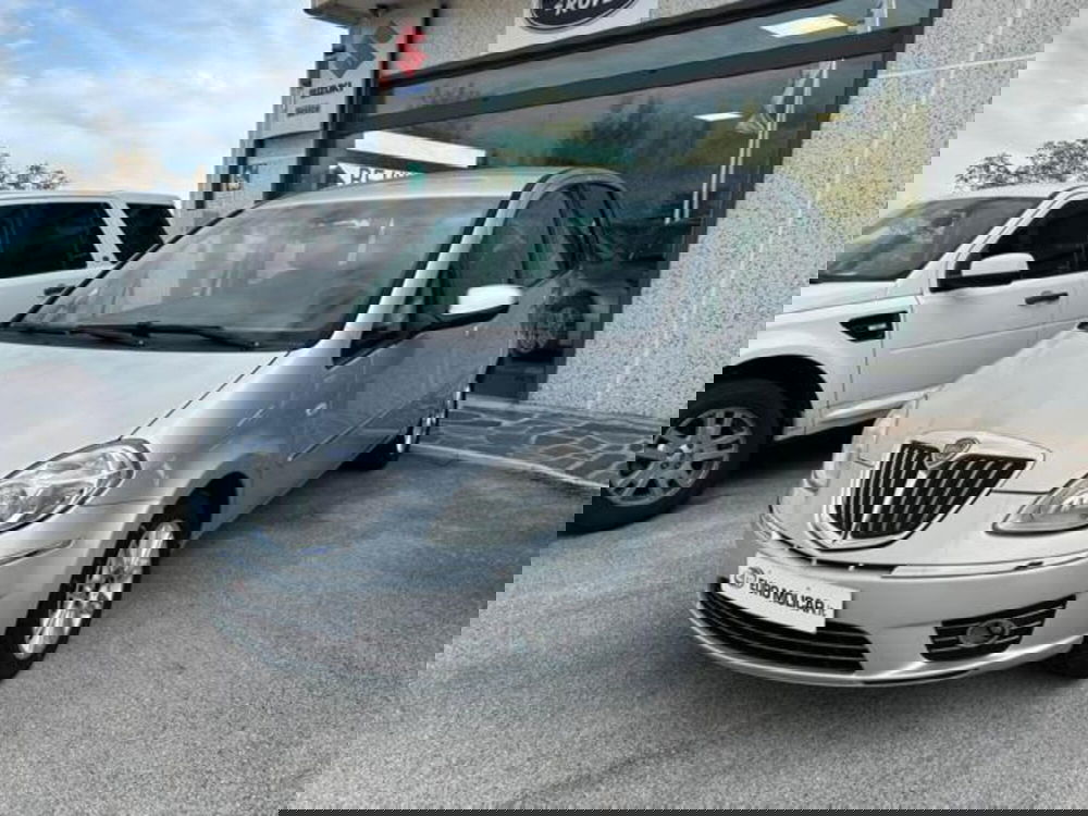 Lancia Musa usata a Campobasso (2)
