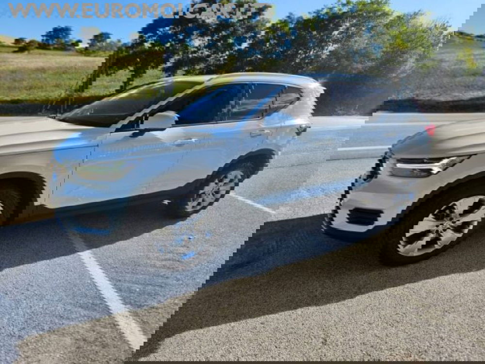 Volvo XC40 usata a Campobasso (12)
