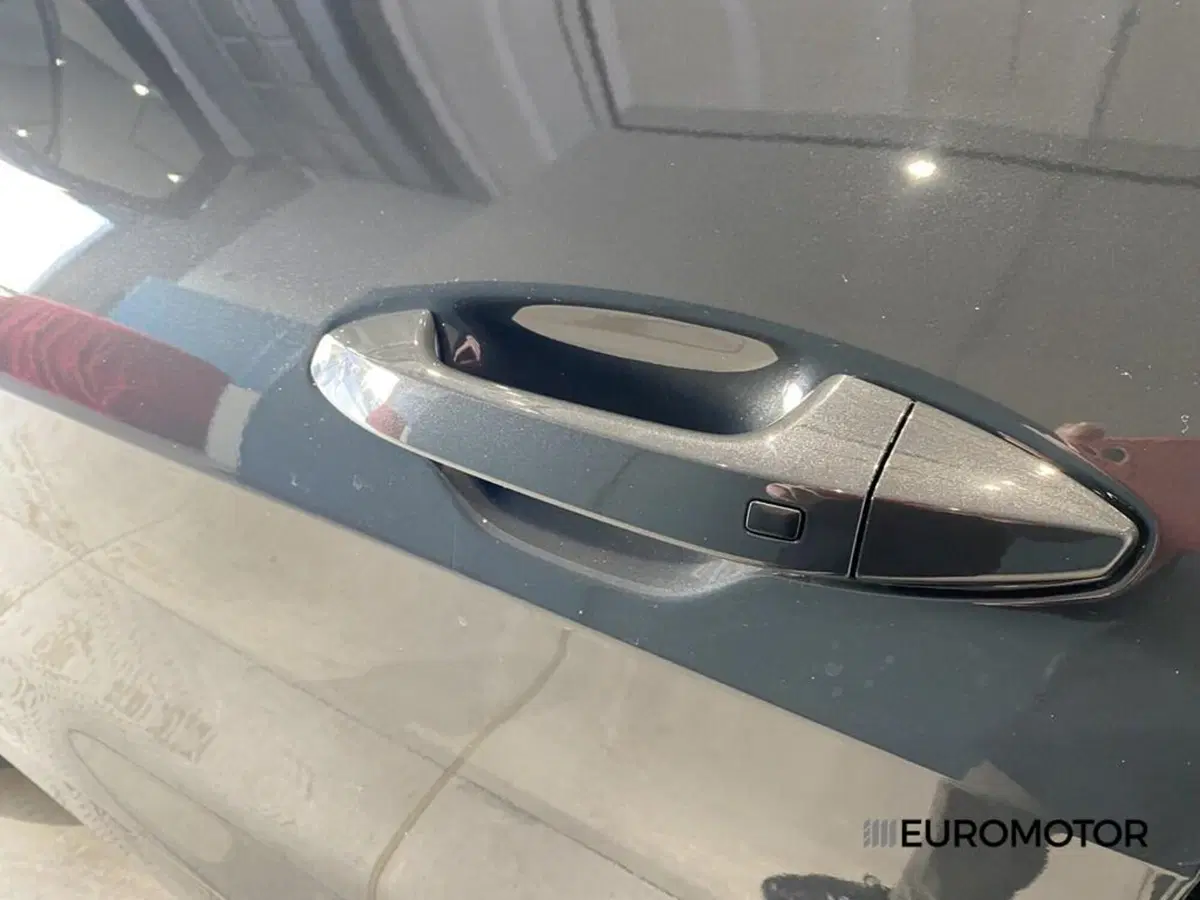Kia Sportage usata a Bari (12)