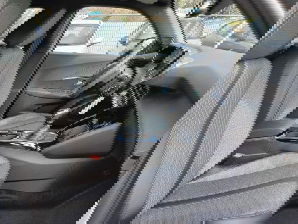 Peugeot 2008 nuova a Brescia (16)