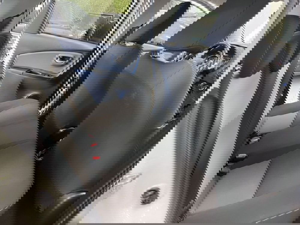 Toyota Yaris usata a Prato (10)