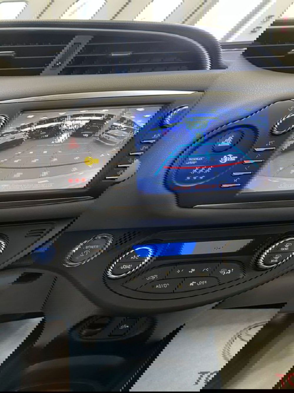 Toyota Yaris usata a Prato (13)